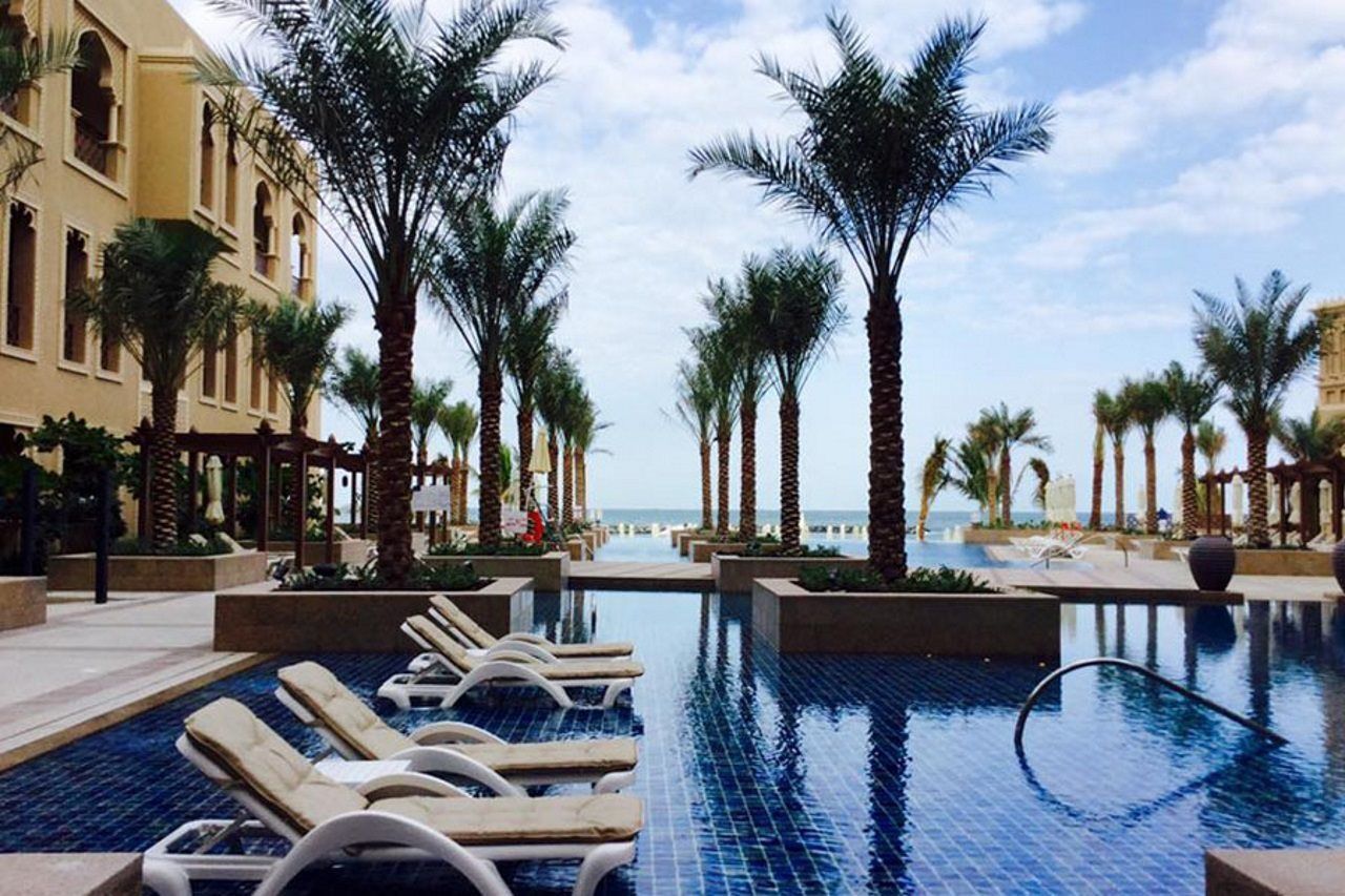 Sheraton Sharjah Beach Resort And Spa Esterno foto