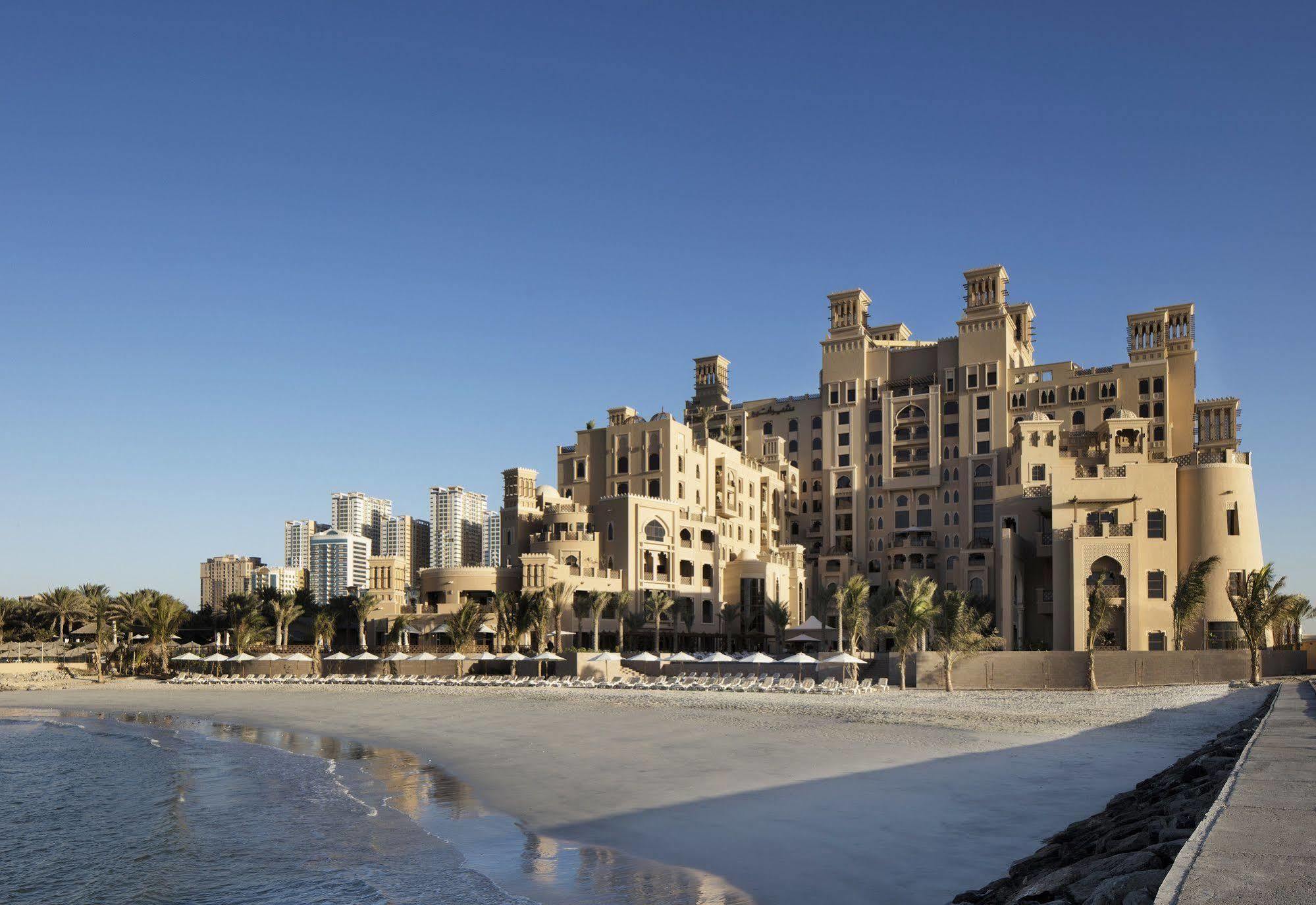 Sheraton Sharjah Beach Resort And Spa Esterno foto